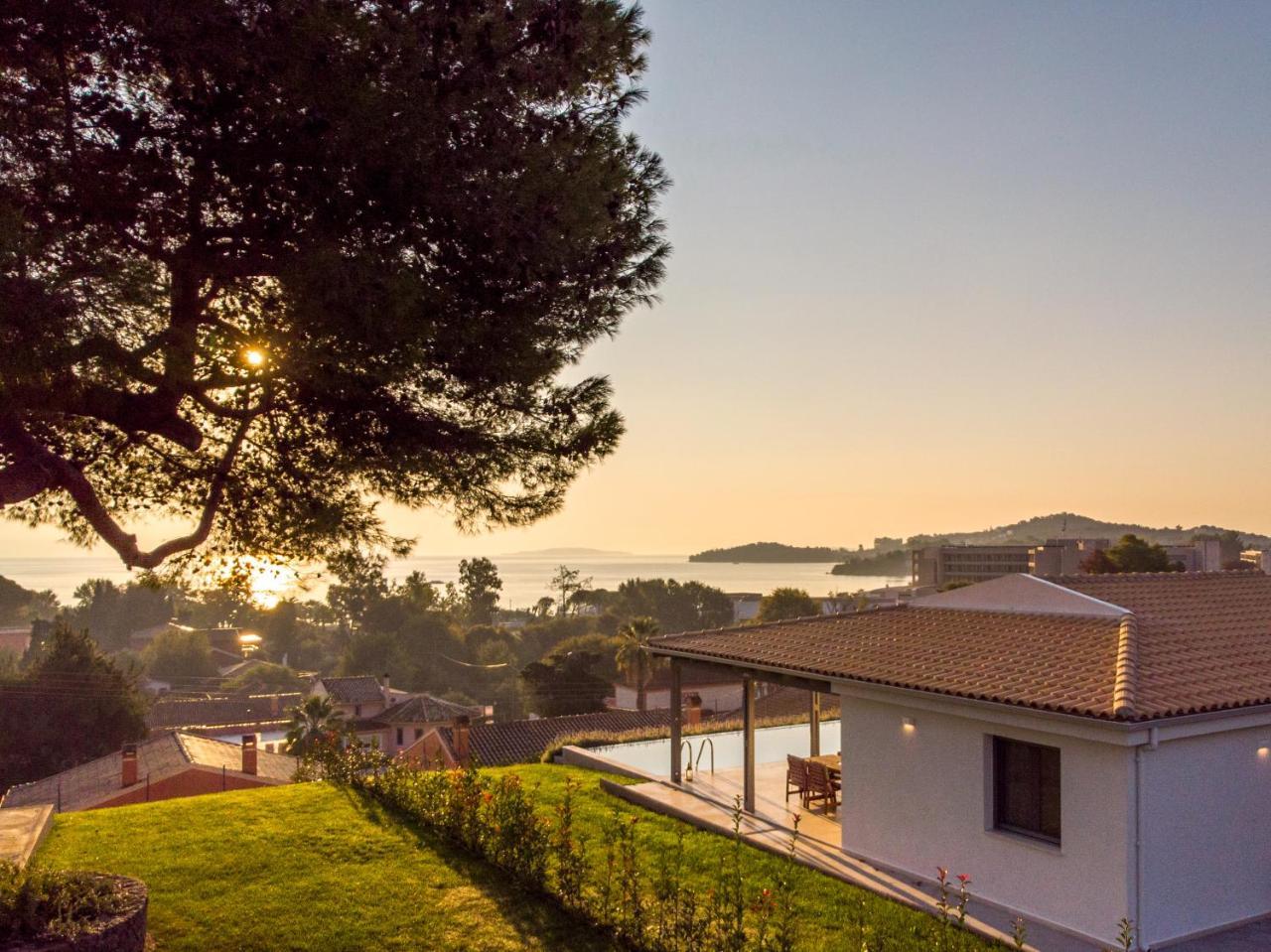 Villa Ren Dassia  Dış mekan fotoğraf