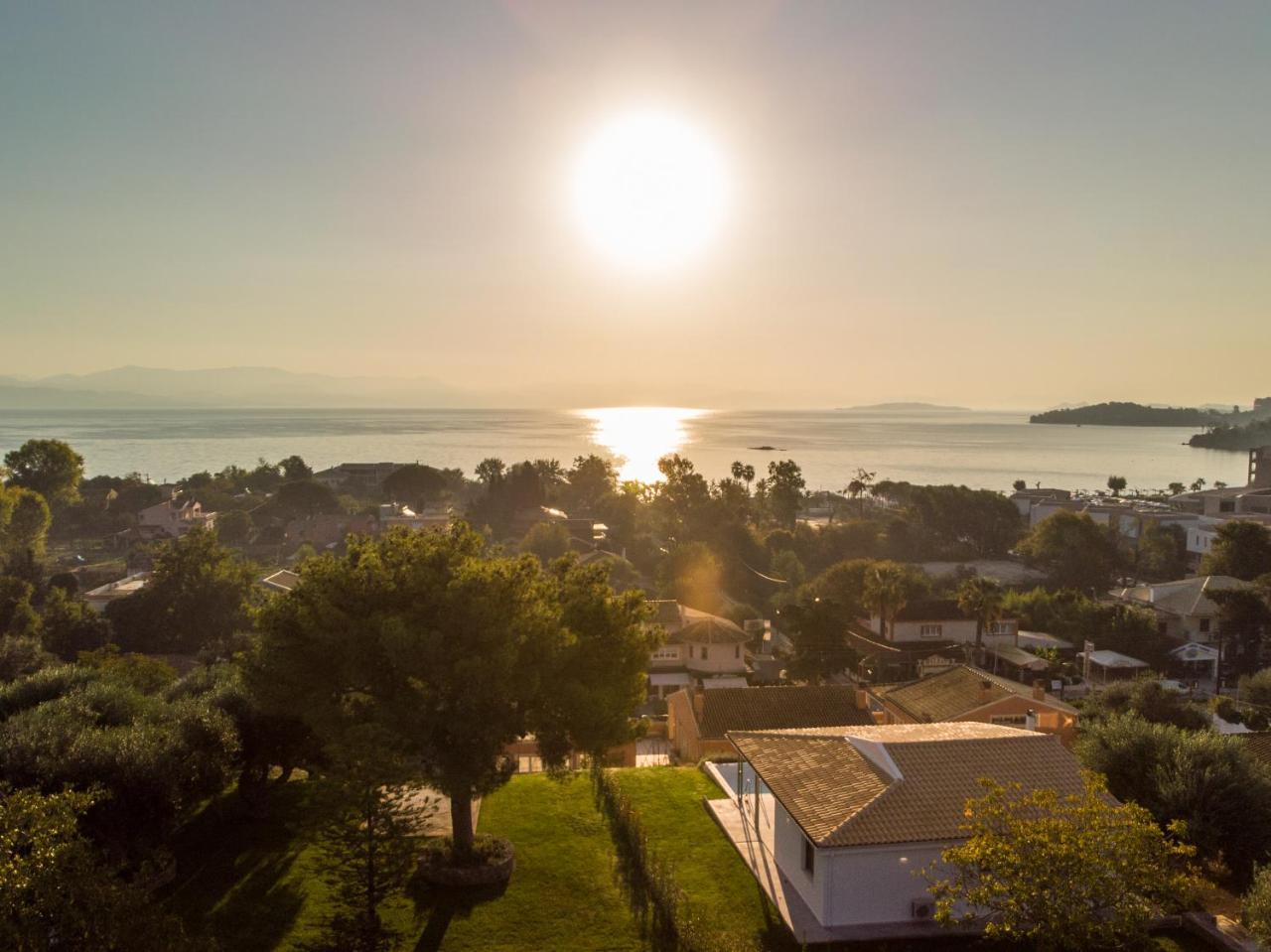 Villa Ren Dassia  Dış mekan fotoğraf